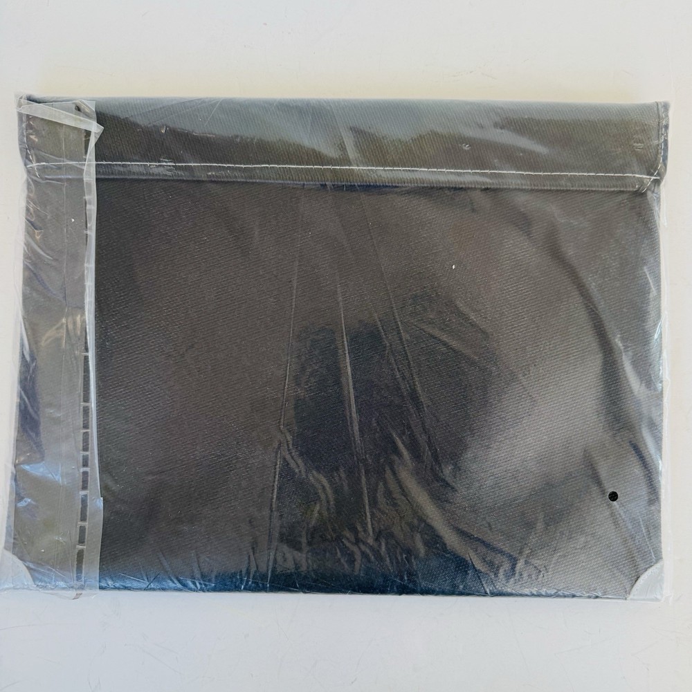 Voncabay 5200℉ Fireproof Document Bag with Combination Lock