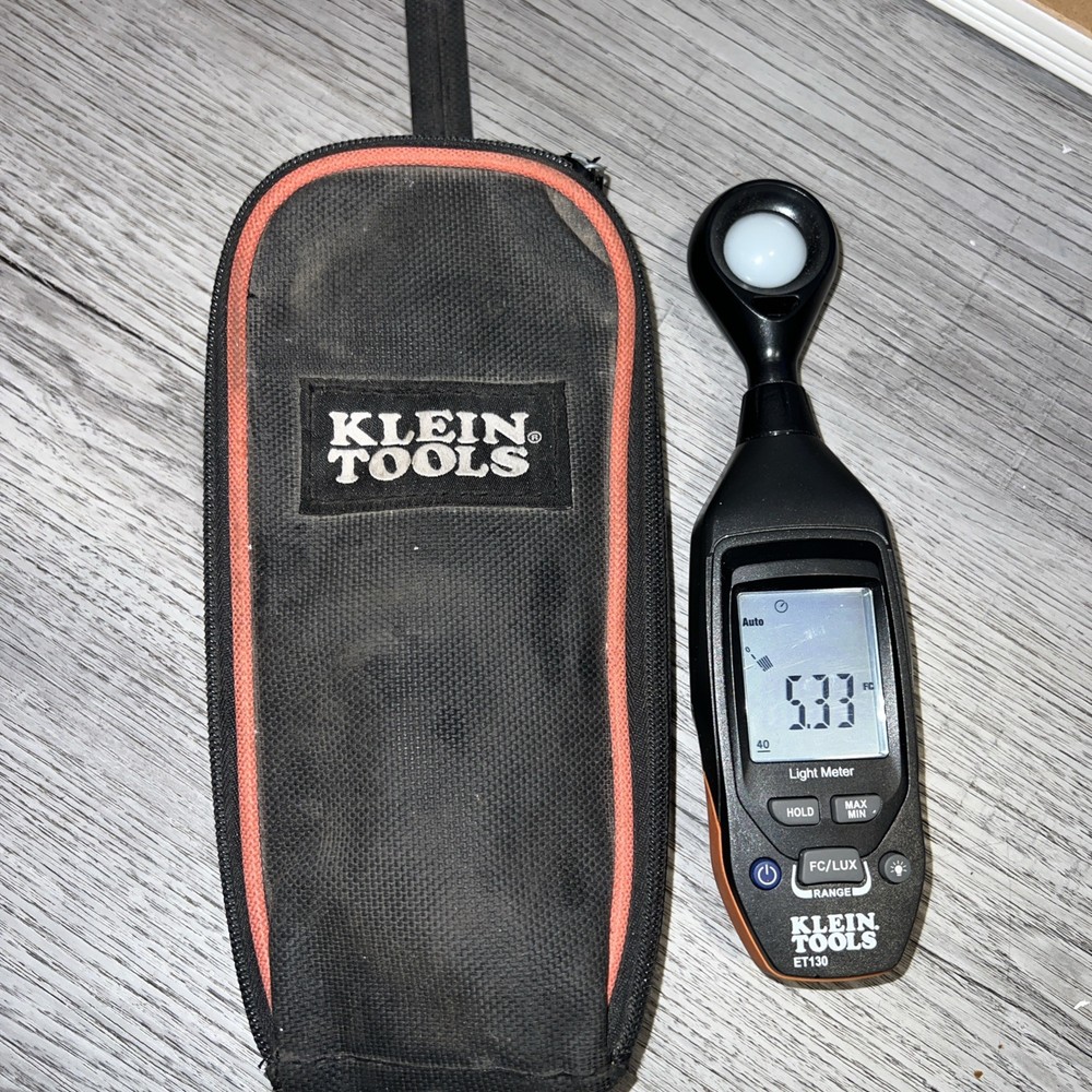 Klein ET130 Digital Light Meter With Battery NEW OPEN BOX