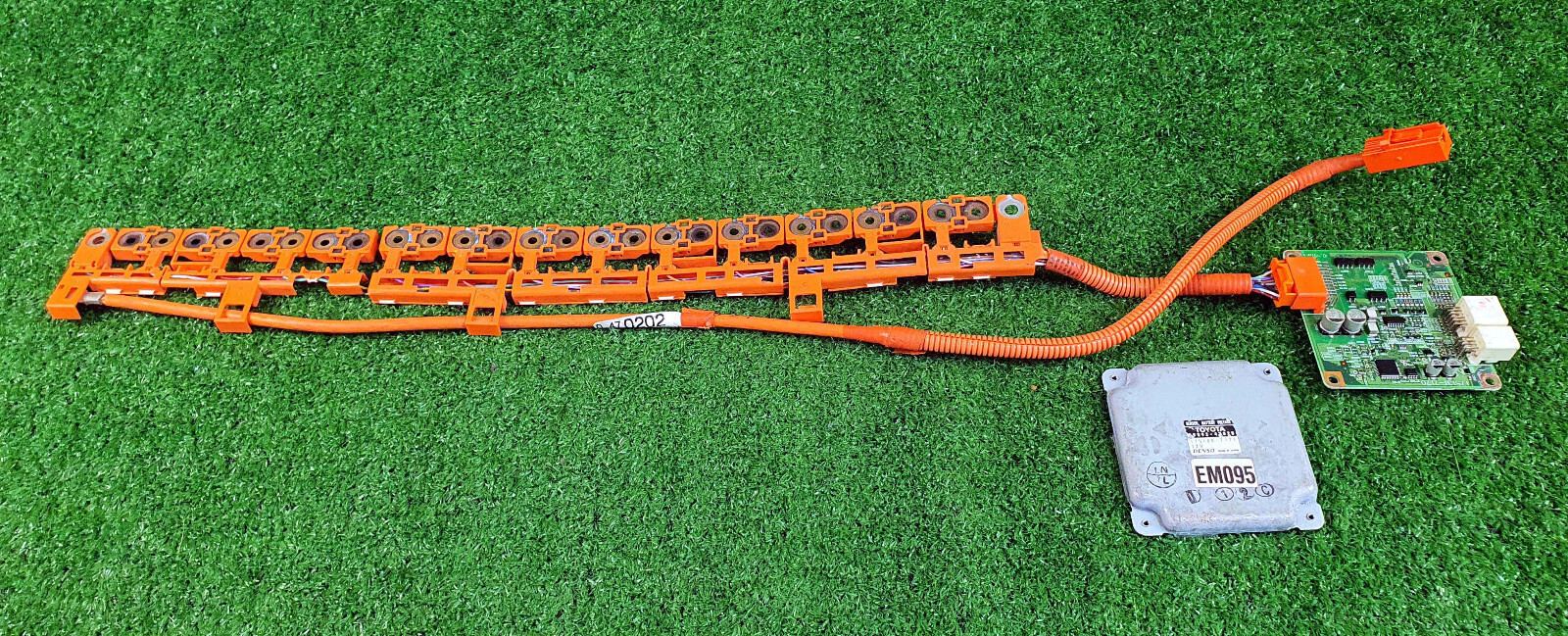 Toyota Prius Hybrid 2010-2015 Bettery Voltage Sensor with harness 89892-47020