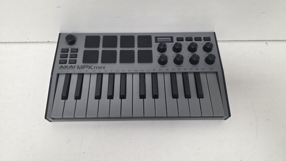 AKAI MPK MINI (P08035070)