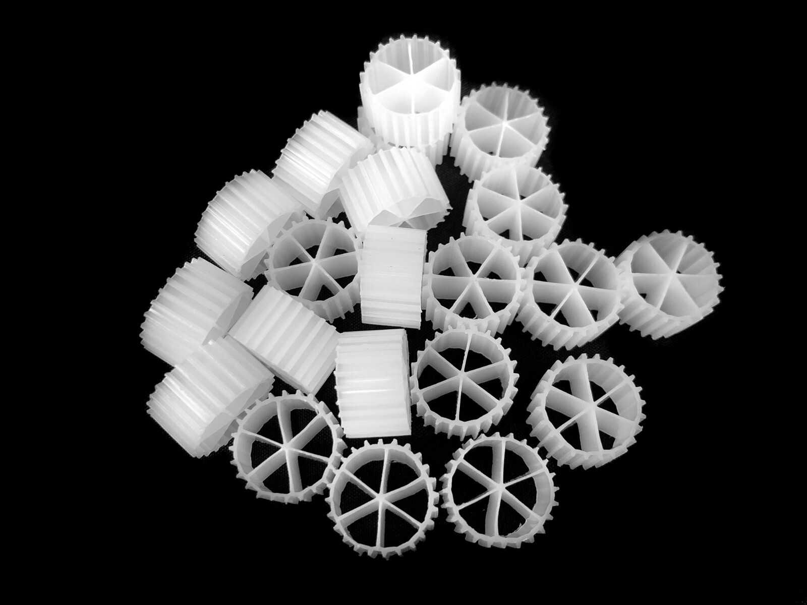 Moving Bed Filter Media MBBR, Better than Kaldnes, Filter Media - 4 Cubic Feet