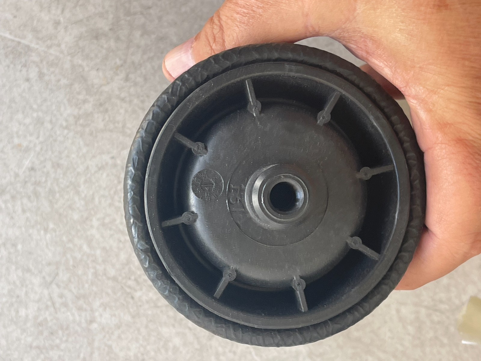 Goodyear 1S5-040 Super-Cushion Sleeve Air Spring Infinity Star Clip Mounting New