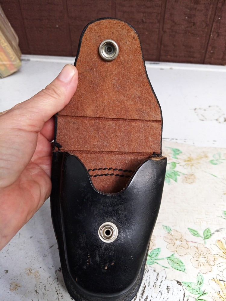 Erdman Leather Handcuffs Case/Holder