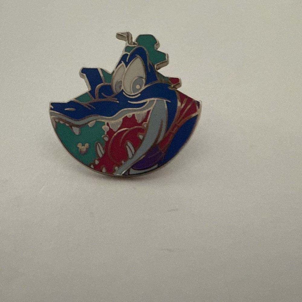 2013 Tinker Bell Gator Pin
