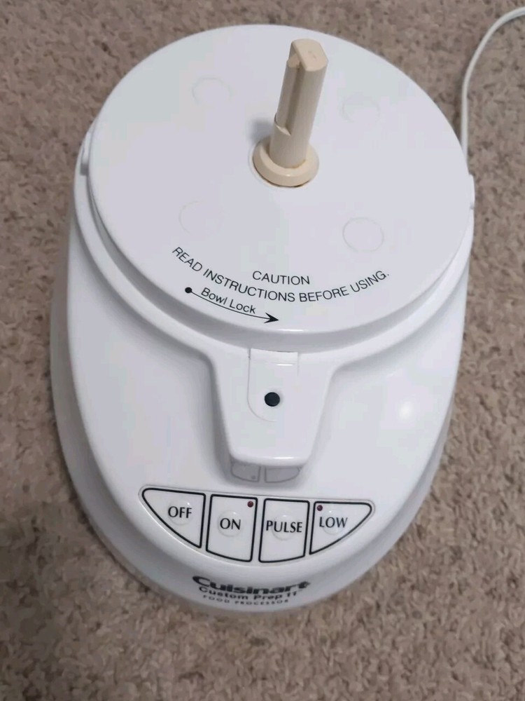 CUISINART CUSTOM PREP II FOOD PROCESSOR BASE ONLY WORKS WELL