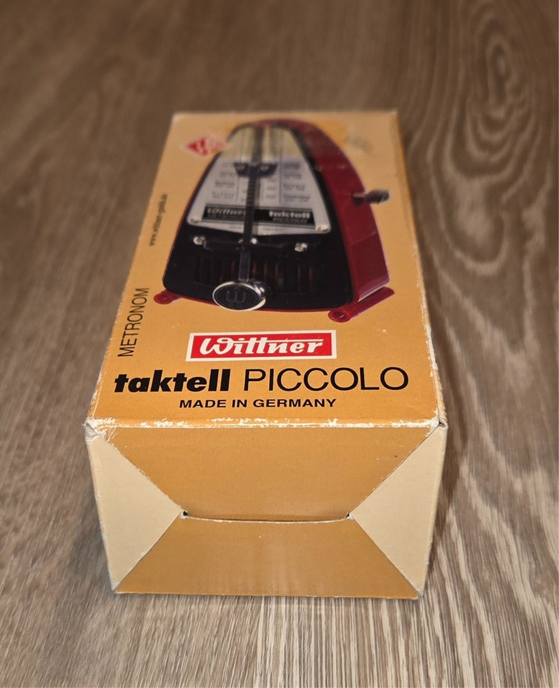 Wittner Taktell Piccolo Keywound Metronome Ruby Red #834