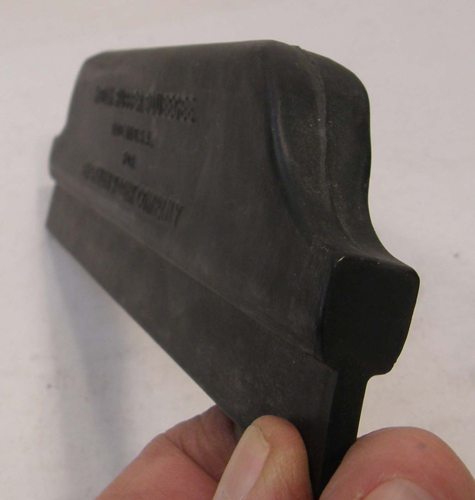 VINTAGE EKCo KODAK RUBBER DARKROOM SQUEEGEE