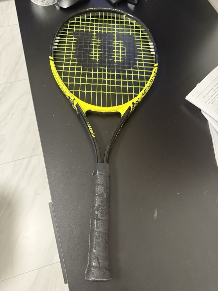 Matrix Smooth Responsive Power Tennis racket