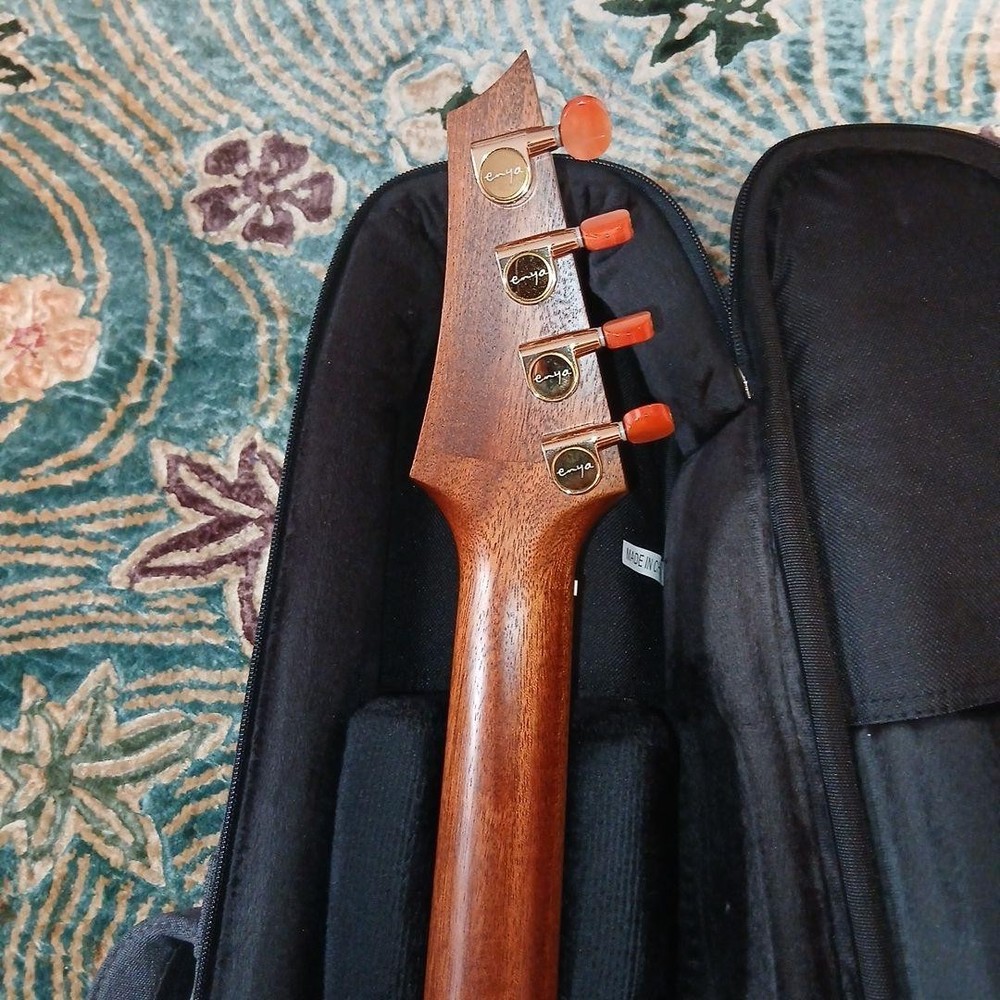 Enya Tena Ukulele EUTM6