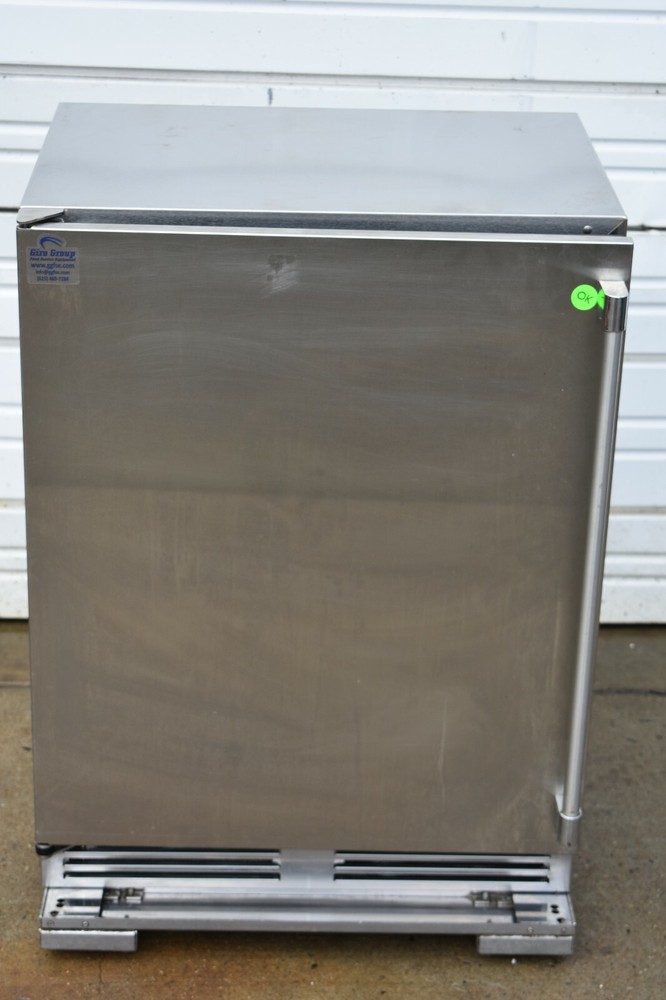 REFRIGERATED PERLICK HD24WS WINE COOLER