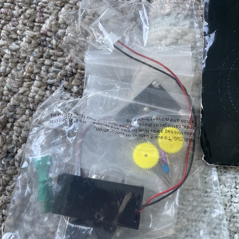 Discovery Build Create Robotics Kit 9 Designs! No Box- Most Items Still Sealed