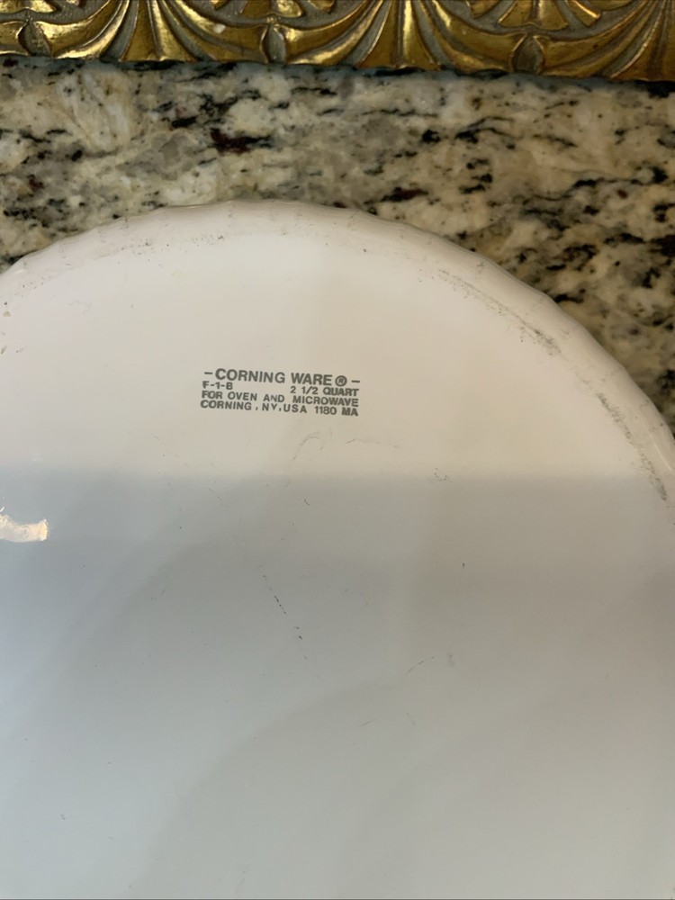 Corningware Casserole Dish