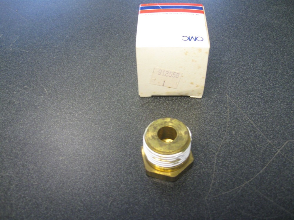 Johnson Evinrude OMC 0912558 Fitting JO75