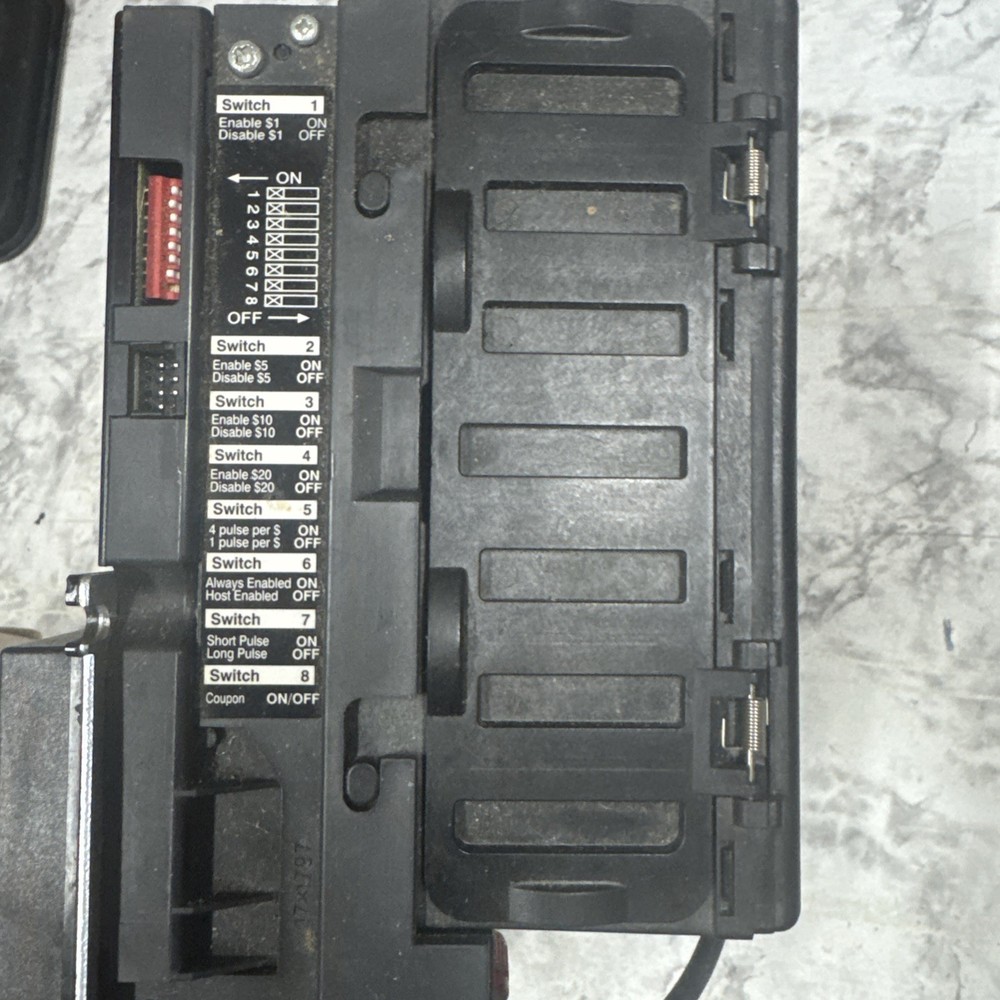 Coinco MC2600 Bill Acceptor Validator Vending Arcade Amusement UNTESTED AS IS