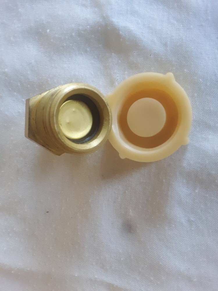 SCOTSMAN 1/2 INCH REMOTE QUICK CONNECT FITTING 16-0850-01