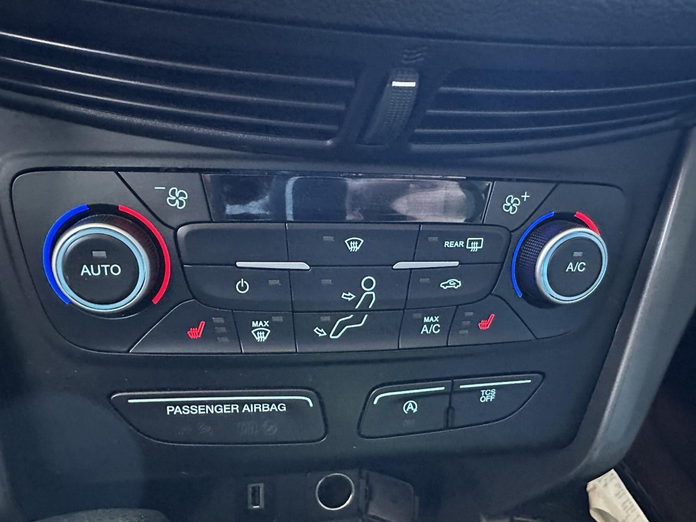 Used A/C Selector Switch fits: 2018 Ford Escape front automatic temperature cont