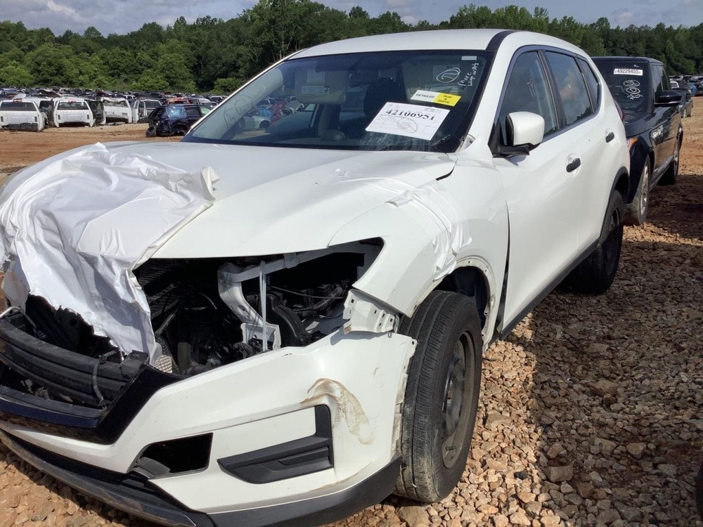 ROGUE 2017 Glove Box 4678397