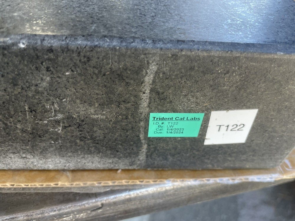 MOJAVE Granet Surface Plate