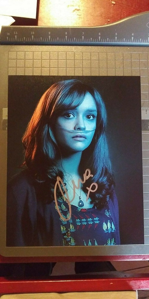 Olivia Cooke signed 8x10