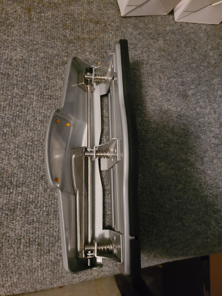 OFFICE DEPOT 3-HOLE PUNCH