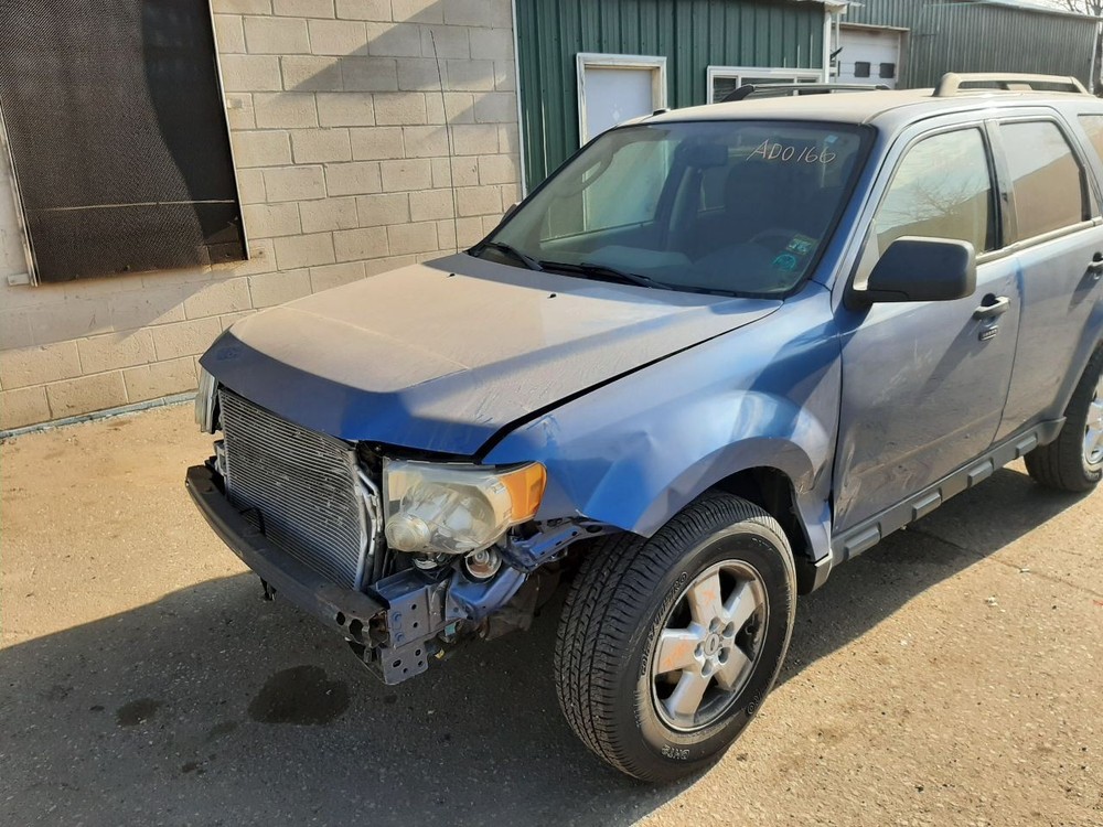 ESCAPE 2010 High Mounted Stop Light 1071535
