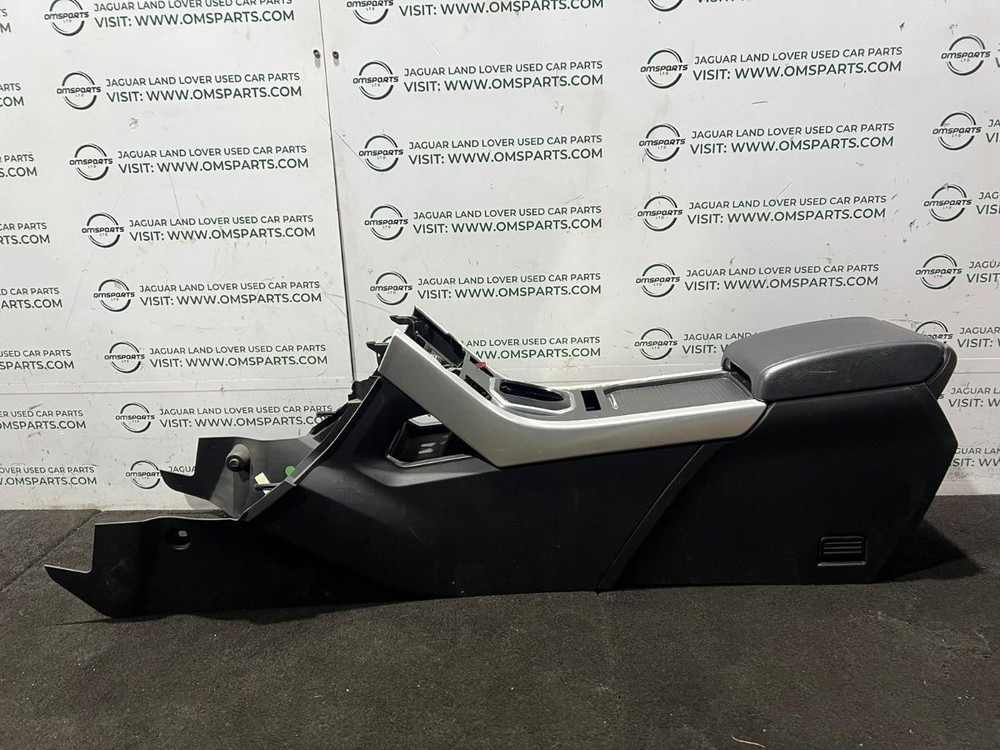 RANGE ROVER EVOQUE L538 CENTRE CONSOLE WITH ARMREST