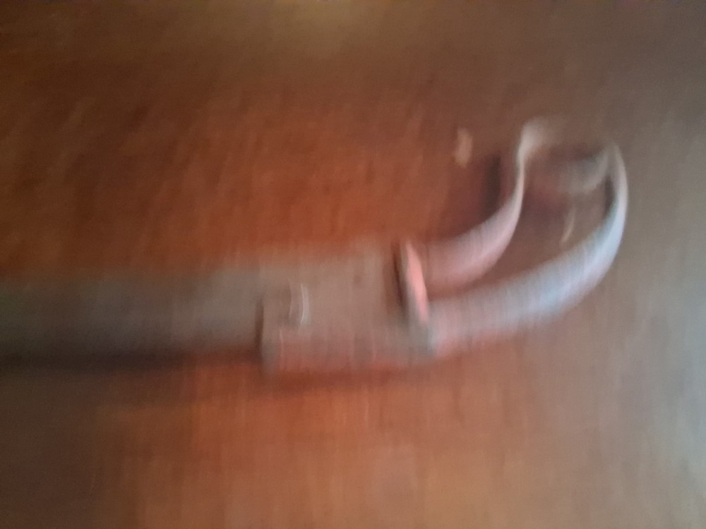Unbranded vintage keyhole saw