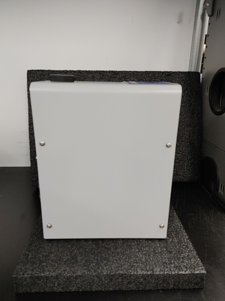 SOLID STATE COOLING SYSTEM TCube Mini 270 Recirculating Chiller