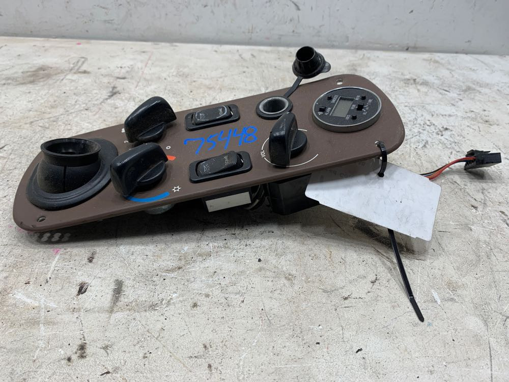 2011 Freightliner Coronado Climate Control (718-10669)