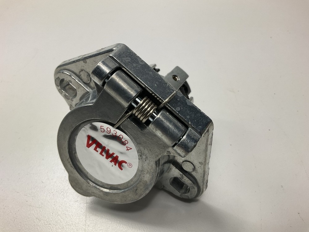 Velvac 593084- 7-Way Wire Insertion Split Pin Female Trailer Socket Plug