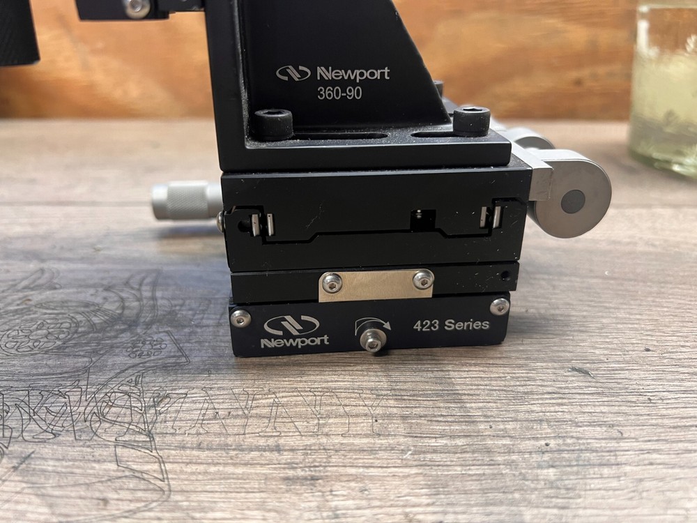 NEWPORT ROTABLE TABLE / MICROMET CROSS SLIDE ANGLE PLATE