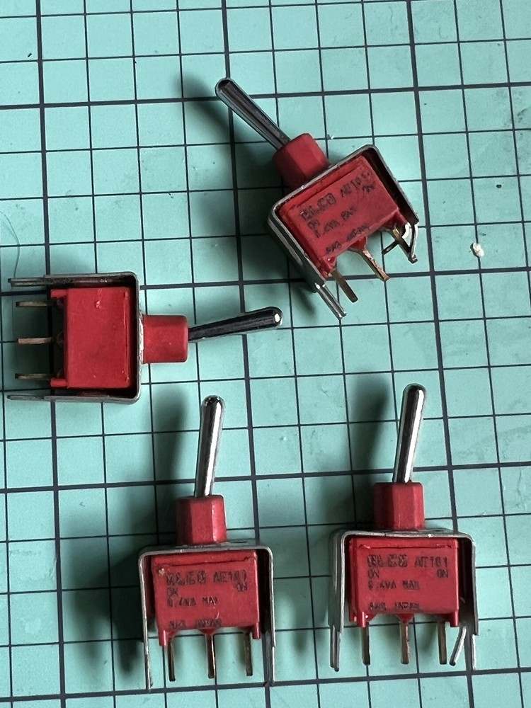 ALCO Toggle switch on-on AE 101(4 pcs )