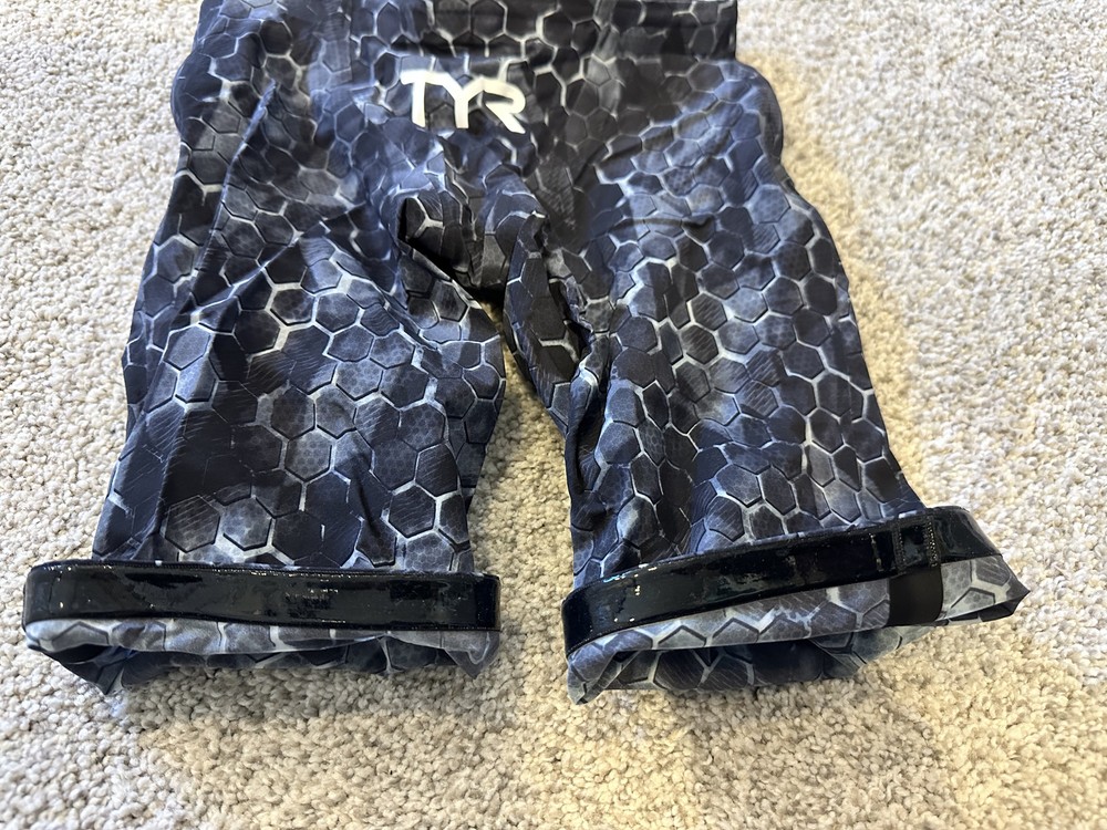 TYR Venzo Avictor - size 22