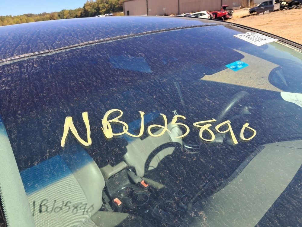 VERANO 2012 Glove Box 4839357