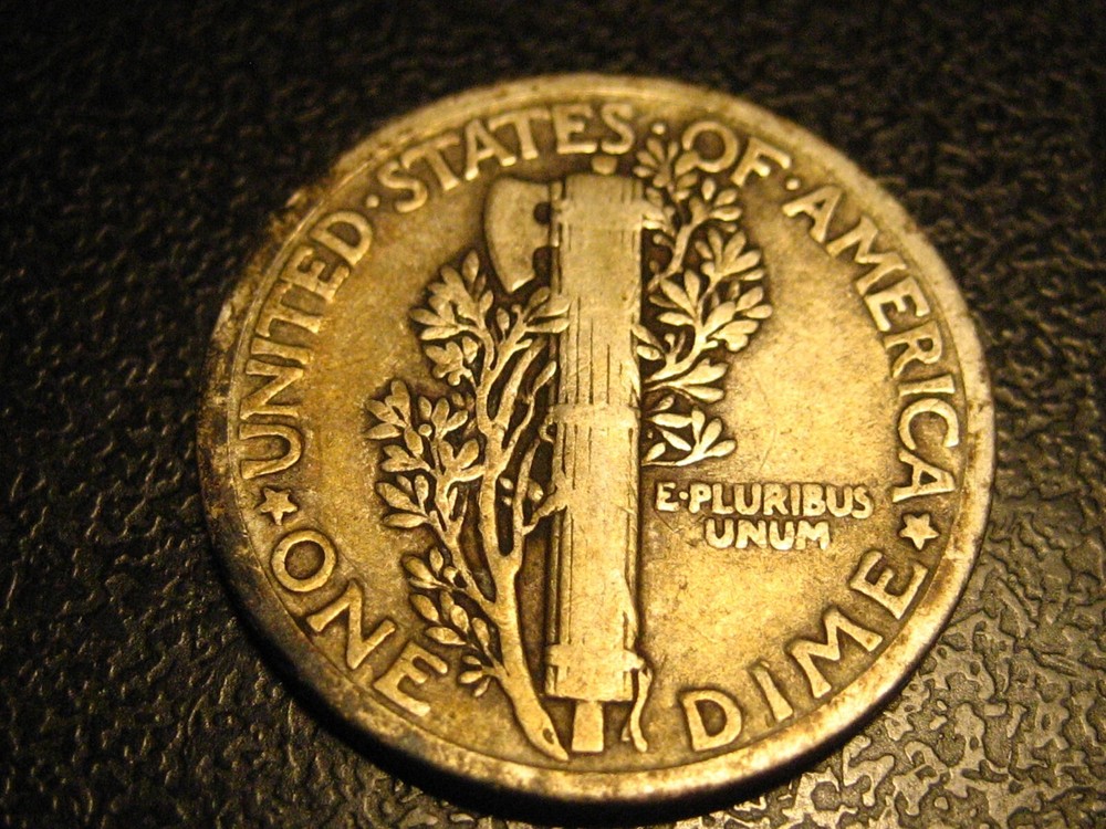 1920-P 90 % Silver Mercury Head Dime