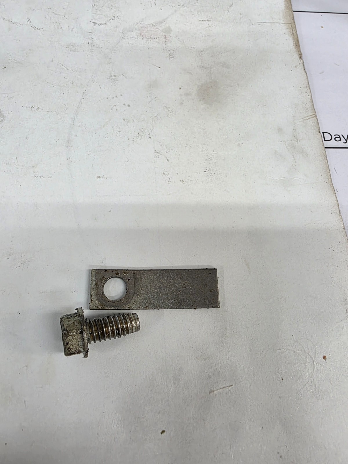 Evinrude Johnson 384338 Rear Hood Latch Handle Complete