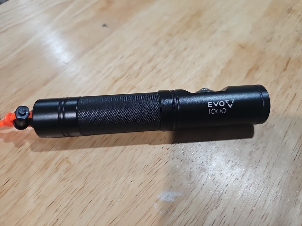 EVO Rechargeable LED Dive Light (1000L) | Premium Underwater Flashlight