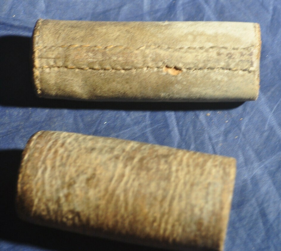 VINTAGE Leather Case for a Bottle?