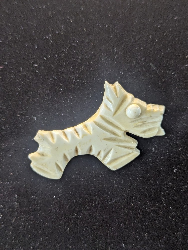 vintage bakelite dog brooch pin