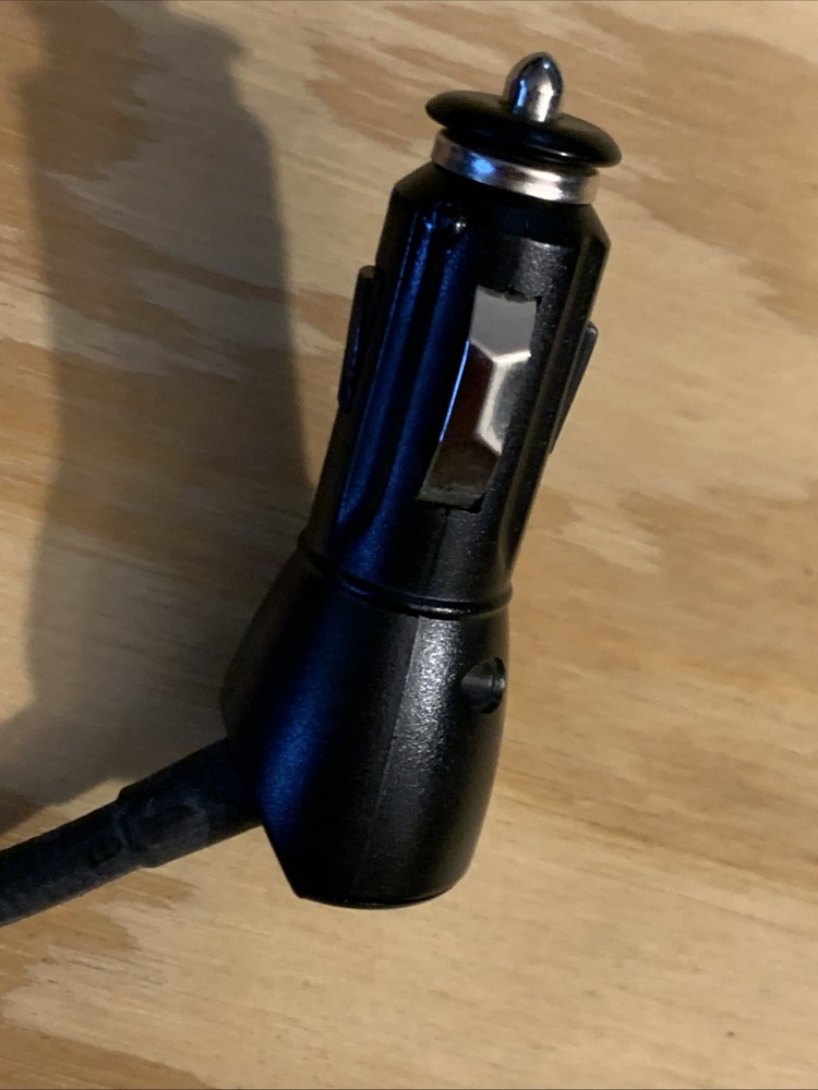 INSTEN Wireless Plus FM Transmitter Charger for 30 Pin iPod