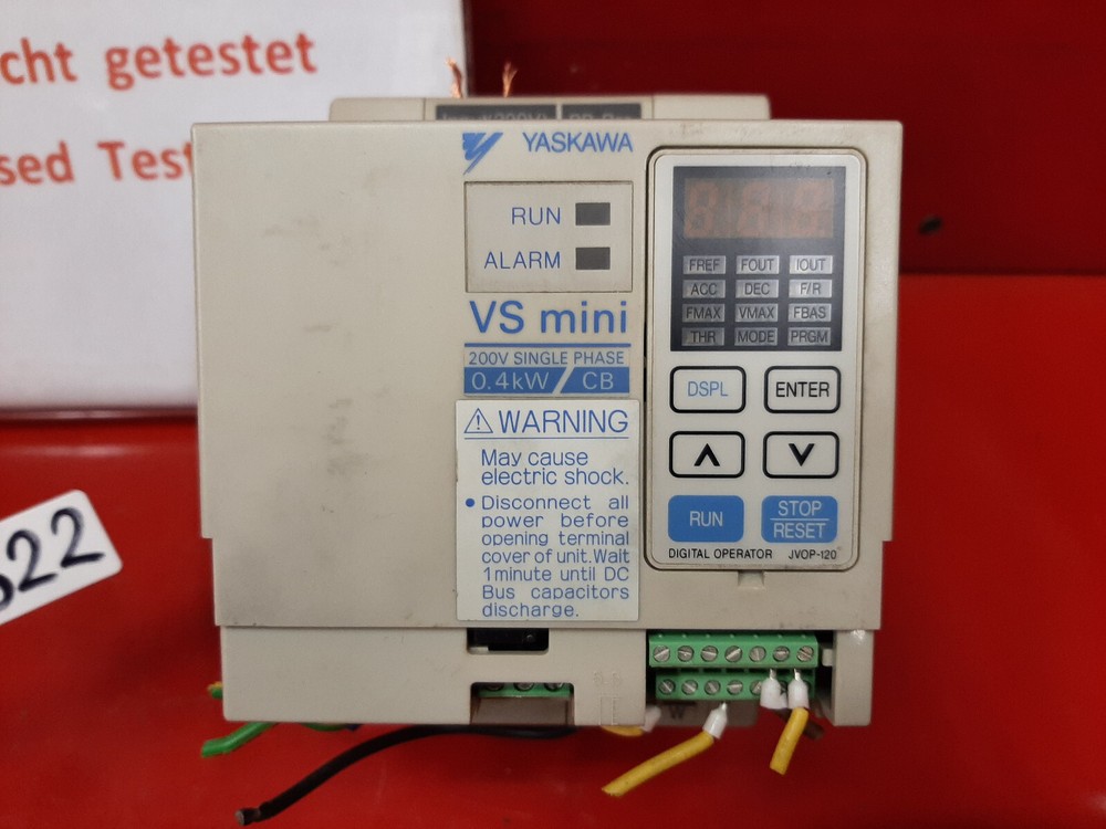 YASKAWA CIMR-XCBCB0P4 (1.1KVA)