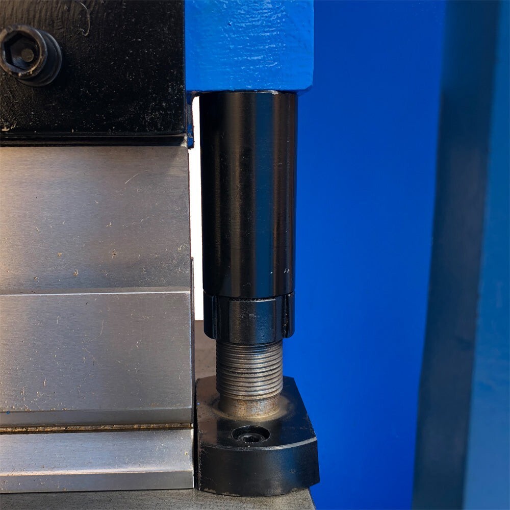 51"x3/16" Electric 30 Ton Hydraulic Press Brake Bender 2-Cylinder 3-Phase 220V