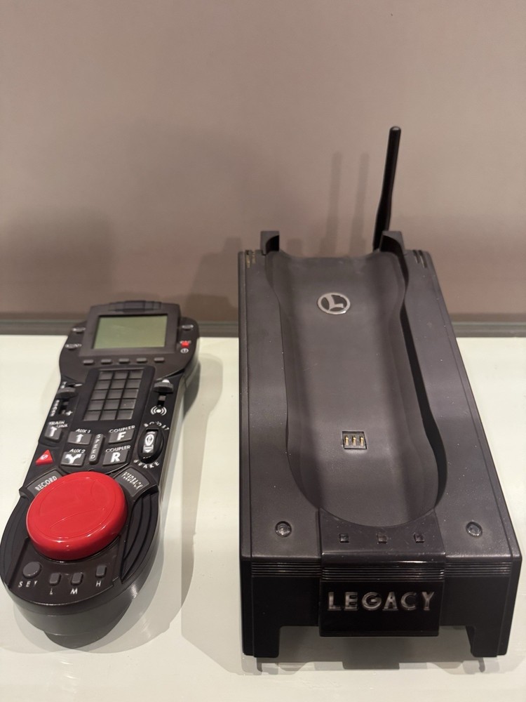 Lionel Legacy #990 Command Set