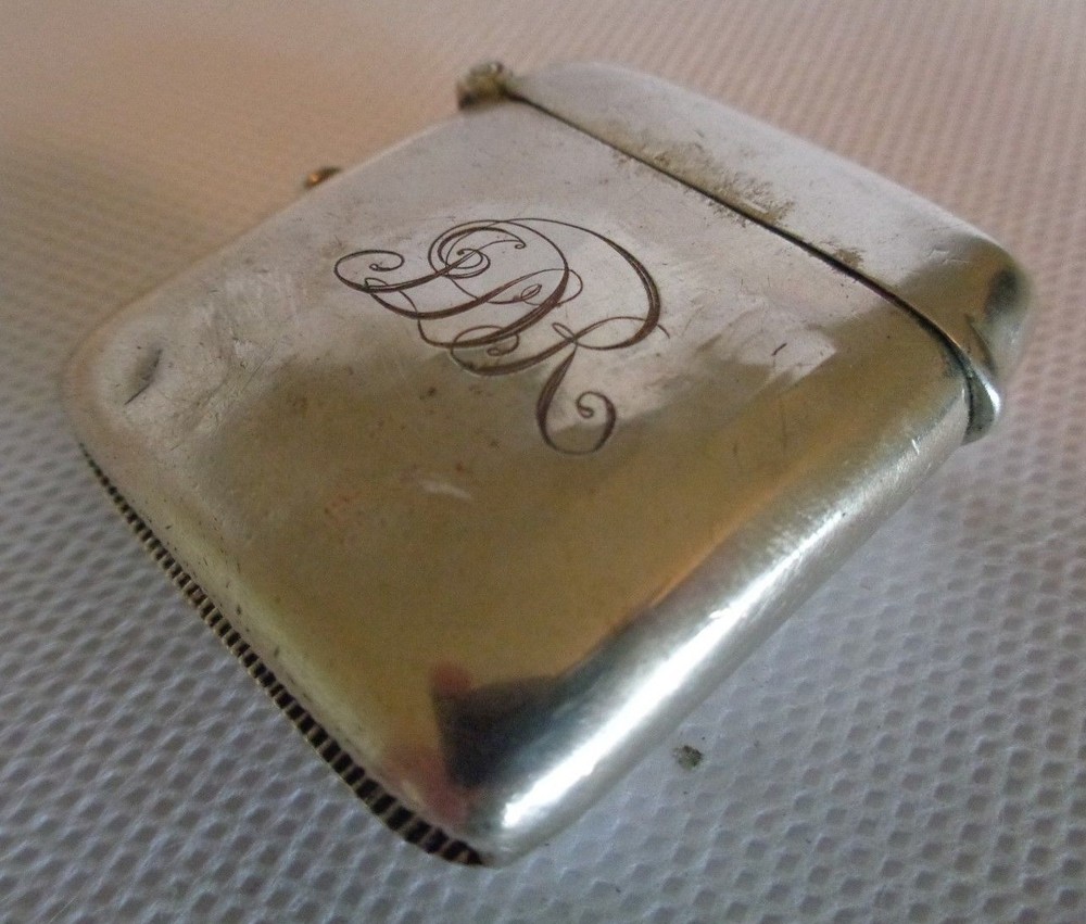 STERLING SILVER VESTA CASE BIRMINGHAM 1907    