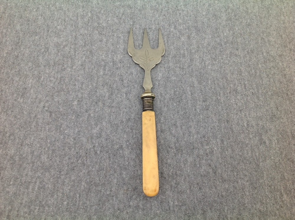 JGG & S Serving Fork
