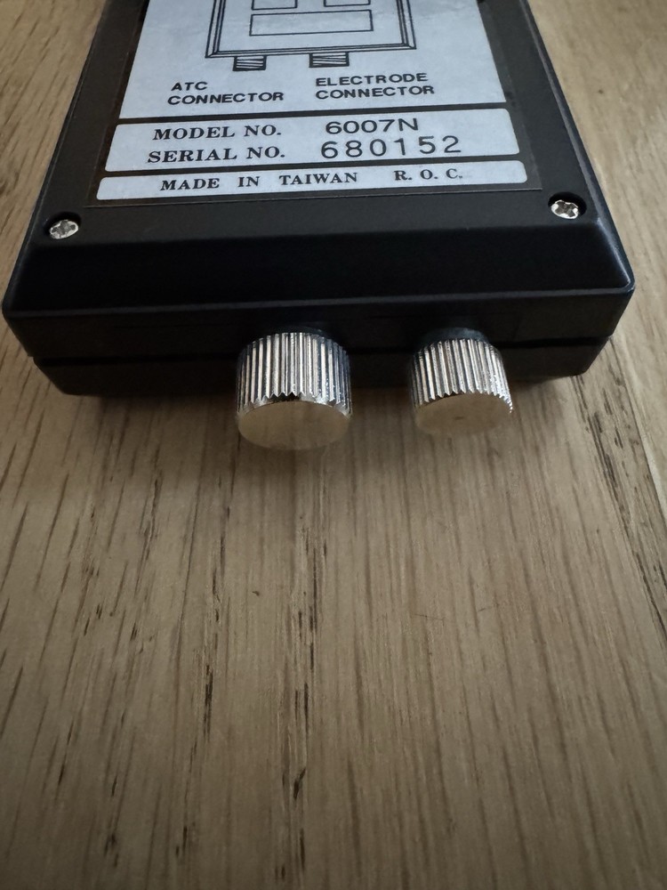 Jenco Model 6007 Micro Computer Based Portable pH And Temperature Meter Kit