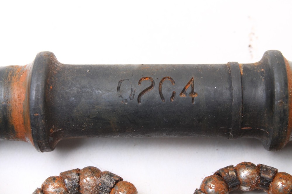 Bottom Bracket Square Taper 3PL 02C4 With Bearings RUST