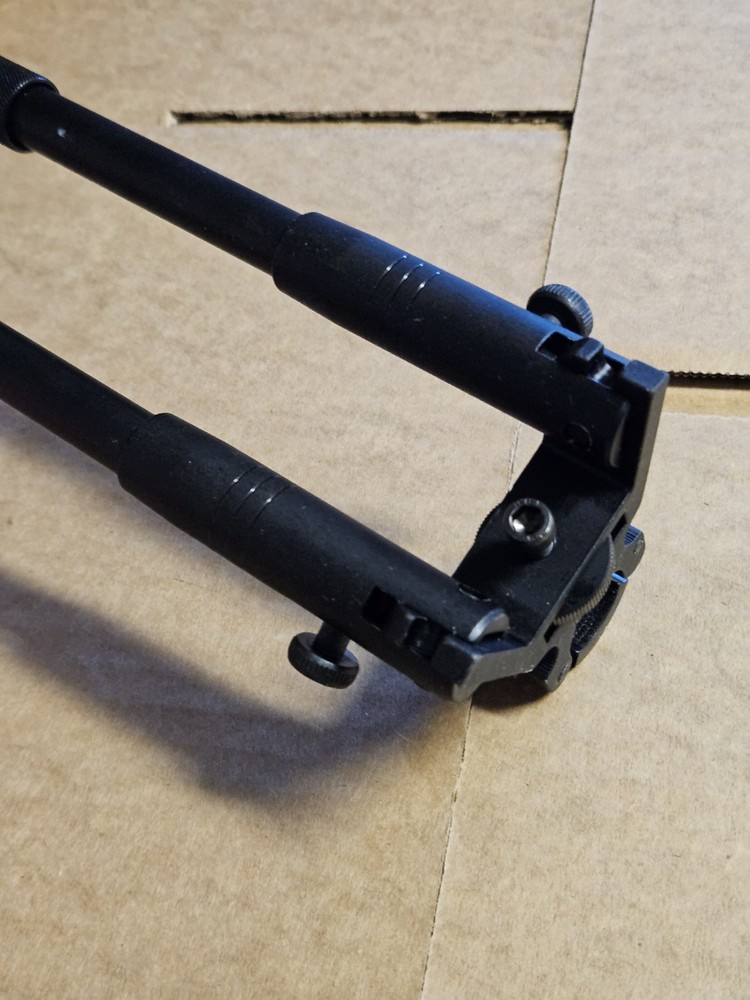 Barrel Mounting Bipod for Rifles EXTENTABLE & Foldable Legs