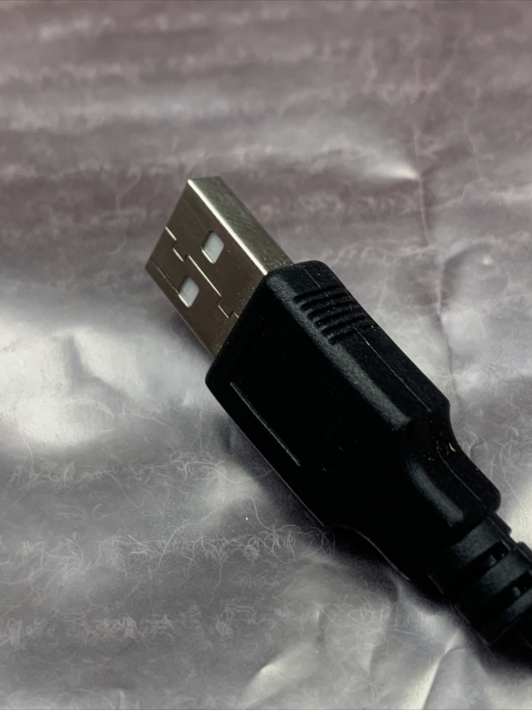 Used Adesso Cybertrack H4 USB Webcam