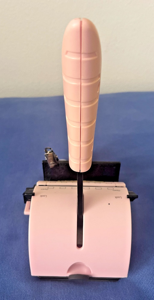 ZUTTER Innovative Products Bind-It-All Personal Binding System Desert Pink